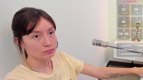Snapshot of maibys_cute chatting on 5, 1, 2025 maibys online show from 5, 1, 2025