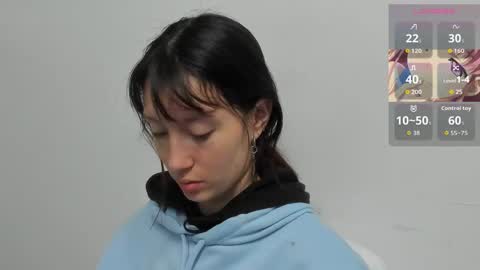 Snapshot of maibys_cute chatting on 12, 9, 2025 maibys online show from 12, 9, 2025