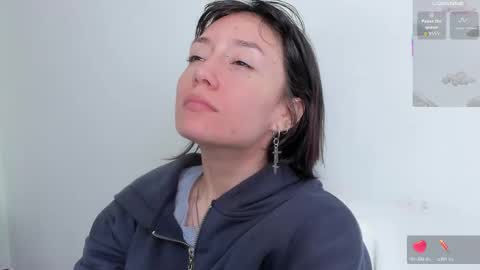 Snapshot of maibys_cute chatting on 19, 10, 2025 maibys online show from 19, 10, 2025