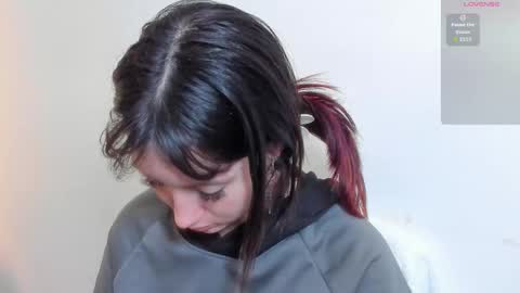 Snapshot of maibys_cute chatting on 26, 10, 2025 maibys online show from 26, 10, 2025