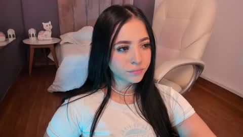 Snapshot of maiiitee_ chatting on 17, 12, 2024 Mait online show from 17, 12, 2024