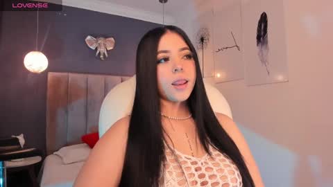 Snapshot of maiiitee_ chatting on 11, 2, 2025 Mait online show from 11, 2, 2025