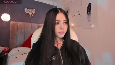 Snapshot of maiiitee_ chatting on 15, 2, 2025 Mait online show from 15, 2, 2025