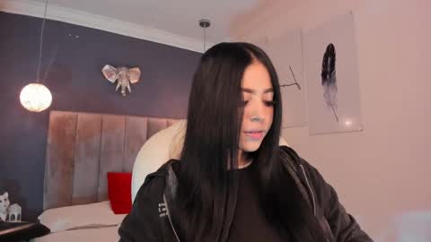 Snapshot of maiiitee_ chatting on 21, 2, 2025 Mait online show from 21, 2, 2025