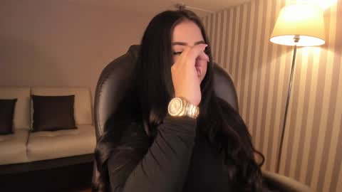 Snapshot of maiiitee_ chatting on 13, 9, 2025 Mait online show from 13, 9, 2025