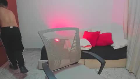 Maik Stiven online show from 2, 12, 2024