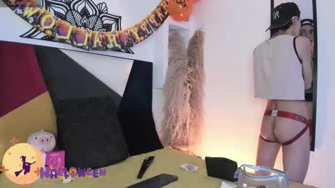 Maiky Cooper online show from 27, 10, 2025