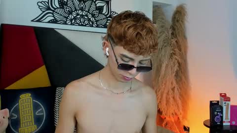 Maiky Cooper online show from 2, 12, 2025