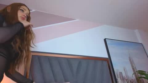 Snapshot of mailin18 chatting on 15, 10, 2025 Mailin online show from 15, 10, 2025