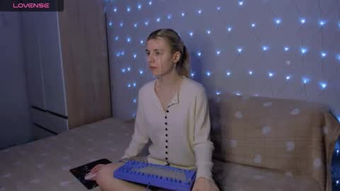 Snapshot of mailin_harrington chatting on 14, 3, 2026 Your kitty online show from 14, 3, 2026