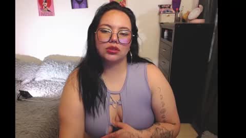 Snapshot of maily_888 chatting on 1, 10, 2025 maily online show from 1, 10, 2025