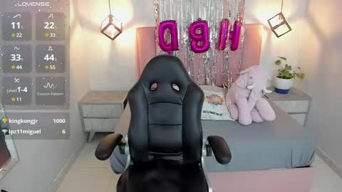  M A I L Y  online show from 7, 2, 2025