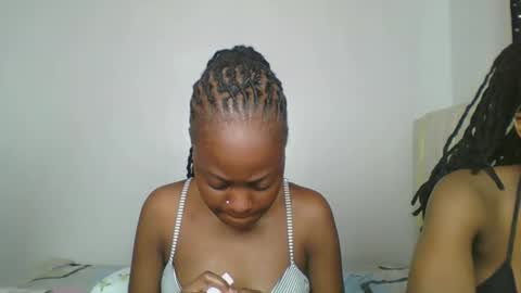 maira luv1 online show from 22, 12, 2025