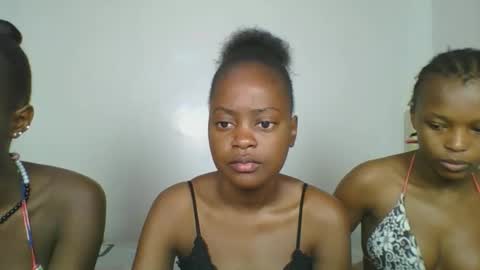 maira luv1 online show from 17, 1, 2026