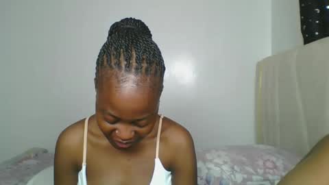 maira luv1 online show from 11, 2, 2026