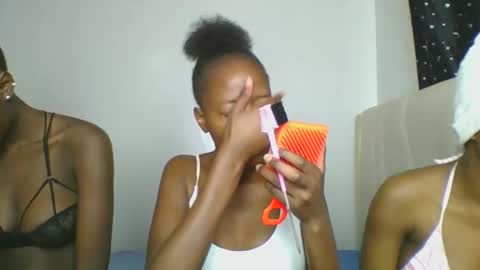 maira luv1 online show from 11, 3, 2026