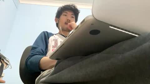 Snapshot of maishall chatting on 18, 12, 2025 David Sae Hymn Cho online show from 18, 12, 2025