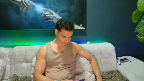 Snapshot of maisonbastian chatting on 3, 6, 2026 Bastian Arslan online show from 3, 6, 2026