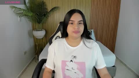 Snapshot of maite_saens_ chatting on 7, 1, 2025 maite saens online show from 7, 1, 2025