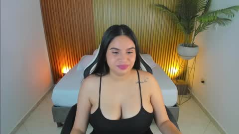Snapshot of maite_saens_ chatting on 18, 2, 2025 maite saens online show from 18, 2, 2025