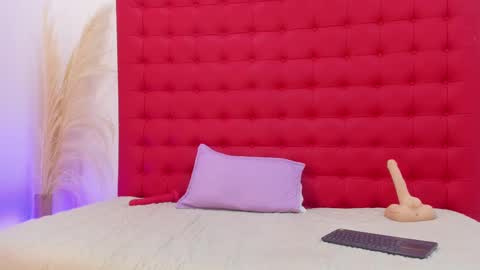 Snapshot of maite_smith69 chatting on 7, 3, 2025 maite_smith69 online show from 7, 3, 2025