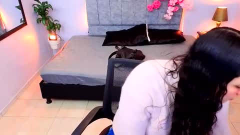 MAITE STONE1 online show from 5, 10, 2025