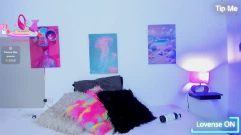 mai  online show from 4, 10, 2025