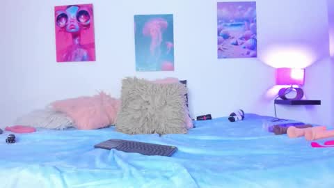 mai  online show from 23, 10, 2025