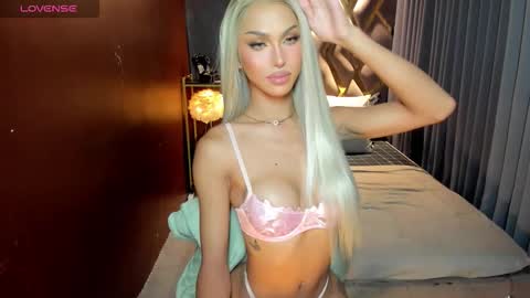 Snapshot of majestictspatty chatting on 9, 10, 2025 Patty Grey online show from 9, 10, 2025