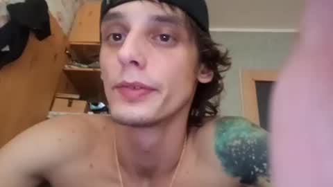 Snapshot of majlosustik chatting on 2, 2, 2025 majlosustik online show from 2, 2, 2025