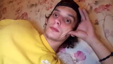 Snapshot of majlosustik chatting on 2, 2, 2025 majlosustik online show from 2, 2, 2025