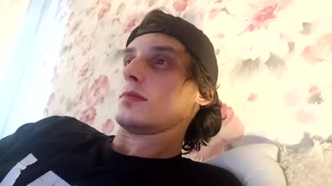 Snapshot of majlosustik chatting on 10, 2, 2025 majlosustik online show from 10, 2, 2025