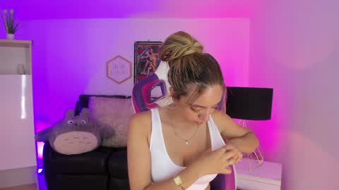 Majo online show from 15, 1, 2025