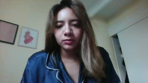 Snapshot of majo_gomezz chatting on 21, 9, 2025 majo_gomezz online show from 21, 9, 2025