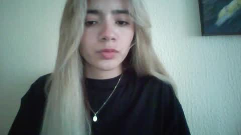 majo_gomezz online show from 7, 11, 2025