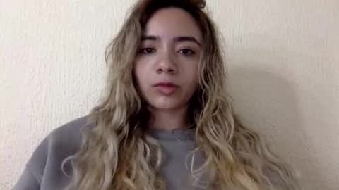 majo_gomezz online show from 11, 4, 2026