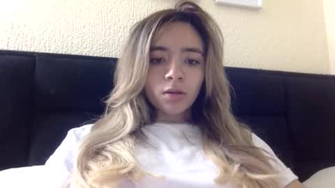 majo_gomezz online show from 3, 5, 2026
