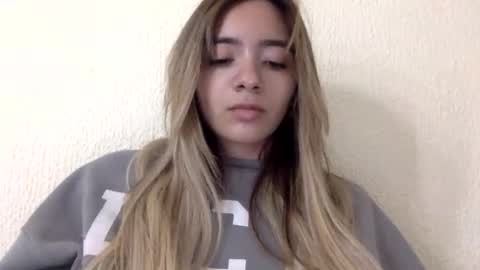 majo_gomezz online show from 6, 5, 2026