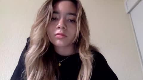 majo_gomezz online show from 12, 5, 2026