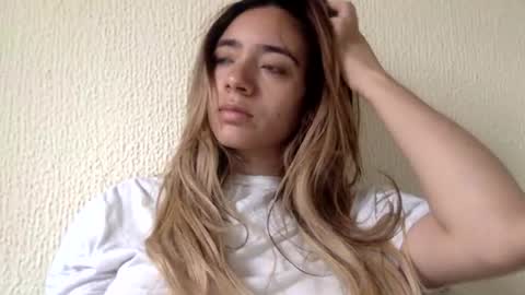 majo_gomezz online show from 30, 6, 2026