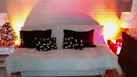 Snapshot of makarena_medina chatting on 27, 12, 2024 Makarena online show from 27, 12, 2024