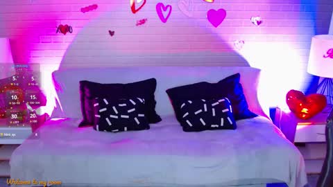 Snapshot of makarena_medina chatting on 13, 2, 2025 Makarena online show from 13, 2, 2025
