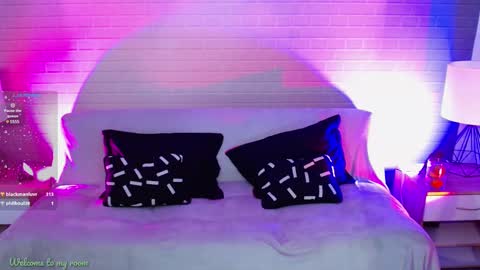 Snapshot of makarena_medina chatting on 27, 2, 2025 Makarena online show from 27, 2, 2025