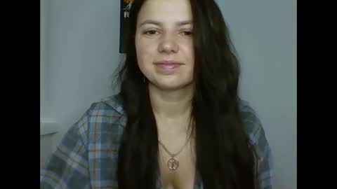 make_mesmile online show from 26, 11, 2025