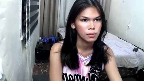 Snapshot of makekeanacum chatting on 30, 9, 2025 SWEET KEANA online show from 30, 9, 2025