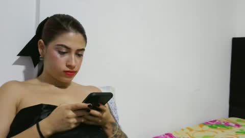 Makenzy darly online show from 12, 12, 2024