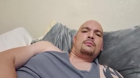 Snapshot of makeucummike chatting on 21, 12, 2025 MakeucumMike online show from 21, 12, 2025