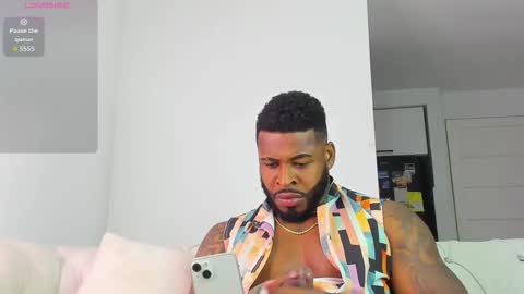 Snapshot of makonneen chatting on 26, 3, 2026 Makonnen online show from 26, 3, 2026