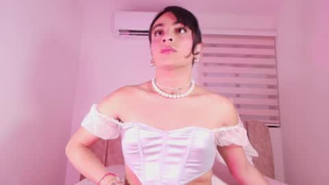 malaia thompson  online show from 6, 6, 2026
