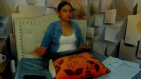 Snapshot of malaika_chalo chatting on 3, 8, 2026 M A L A I K A online show from 3, 8, 2026